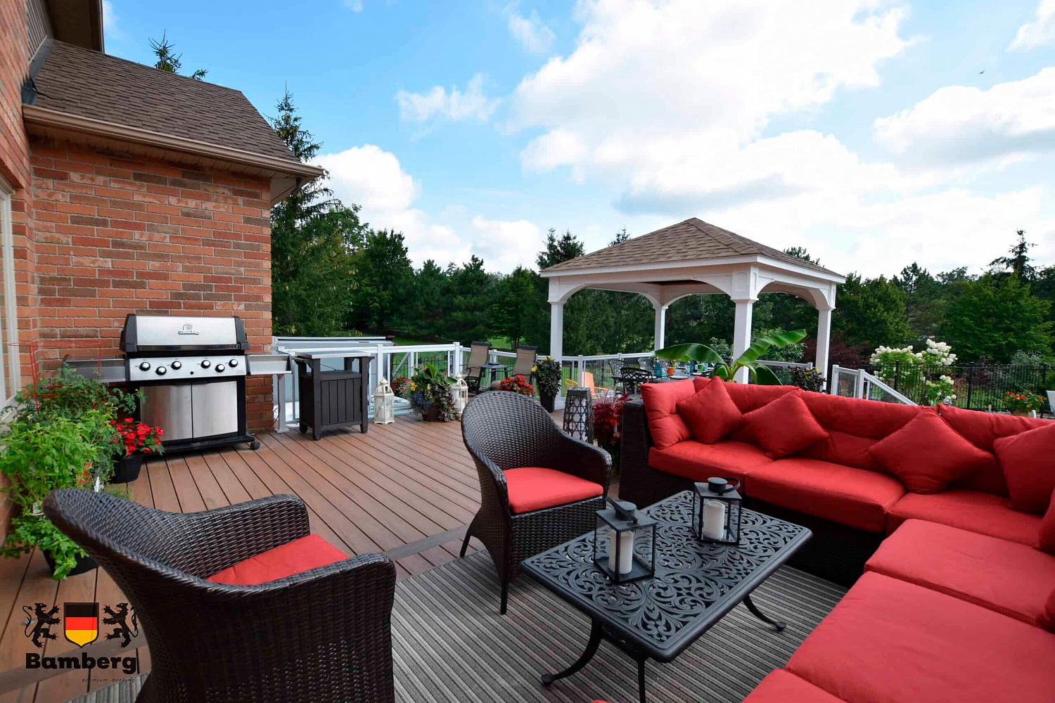 Превратите вашу террасу в эксклюзивный уголок отдыха с террасной доской ДПК Bamberg African Bubinga!